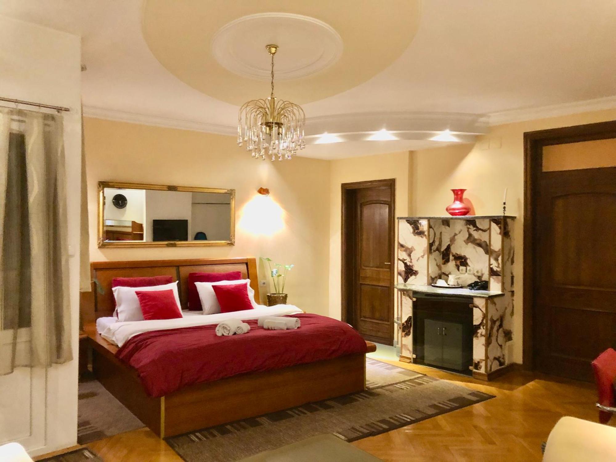 Urban Boutique Hotel 프리슈티나 외부 사진